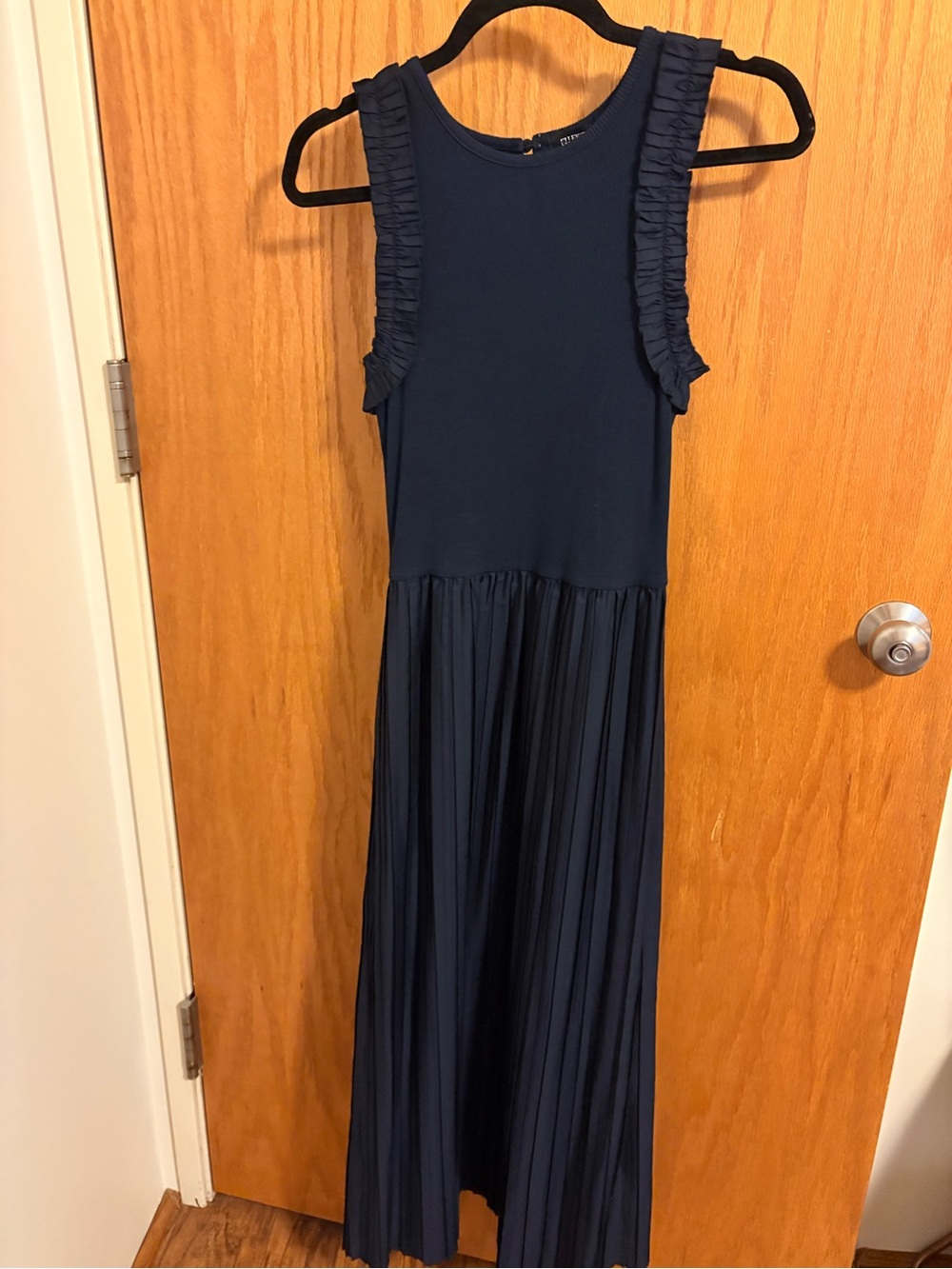 Ellen Tracy XS Navy Ruffle-Sleeve Pleated Maxi/Midi Dress NWOT